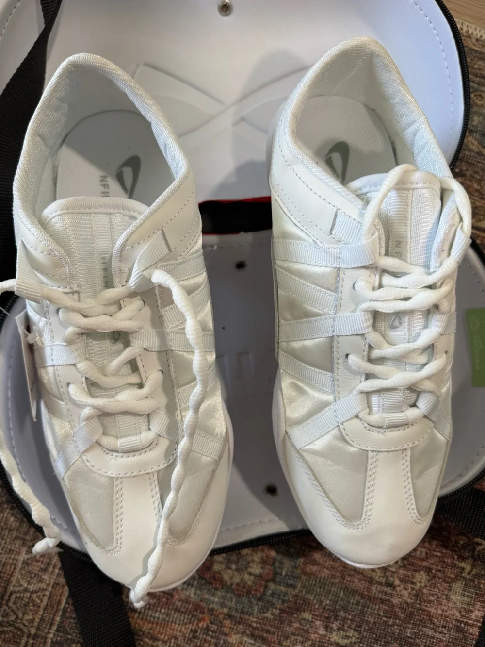 Nfinity Evolution Cheer Shoes White Size 8 NWT